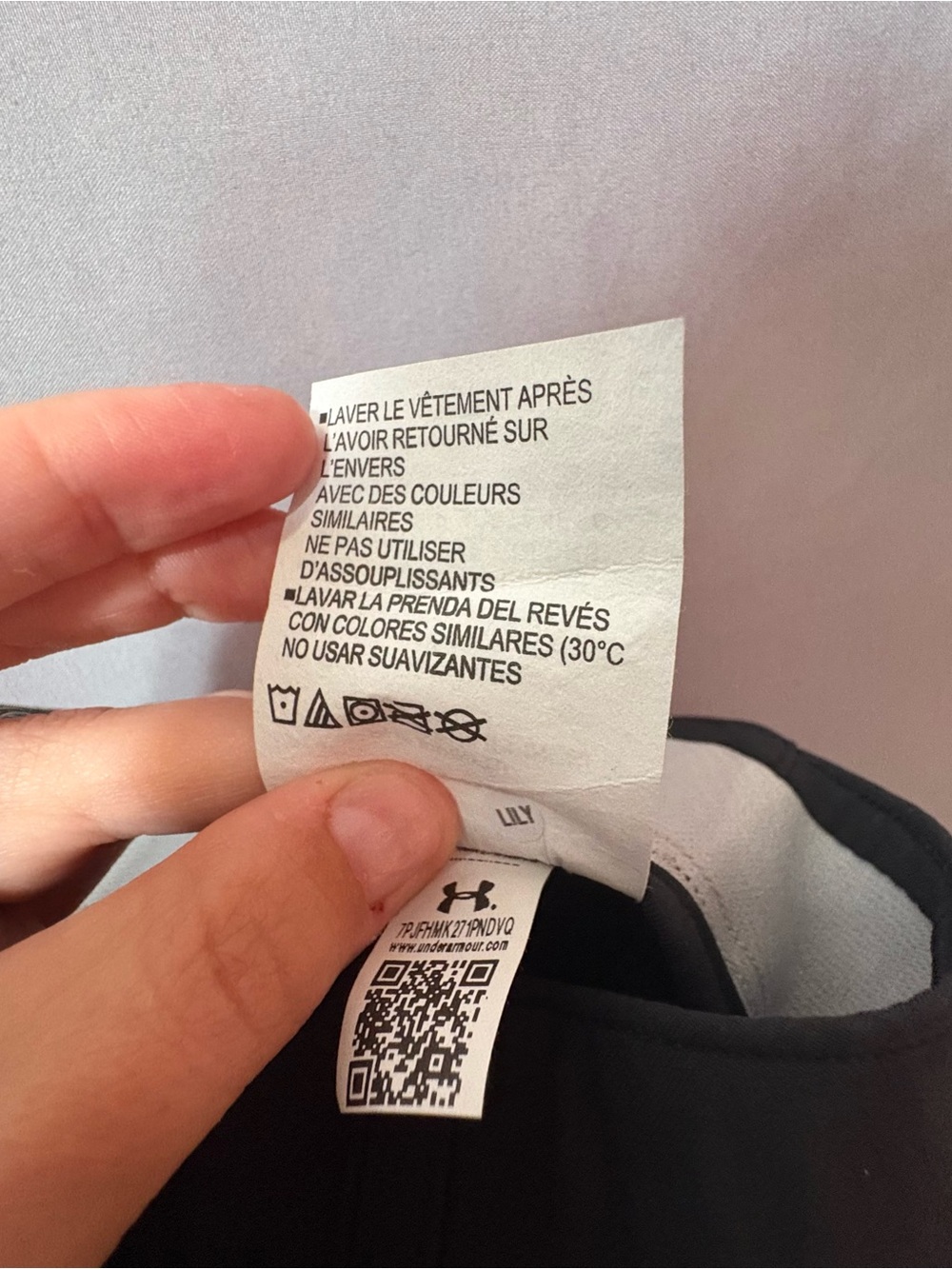 Under Armour Women's Black Athletic Stretch Shorts - Picture 9 of 10